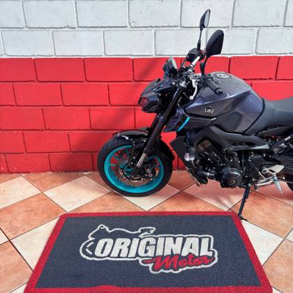 YAMAHA MT-09 